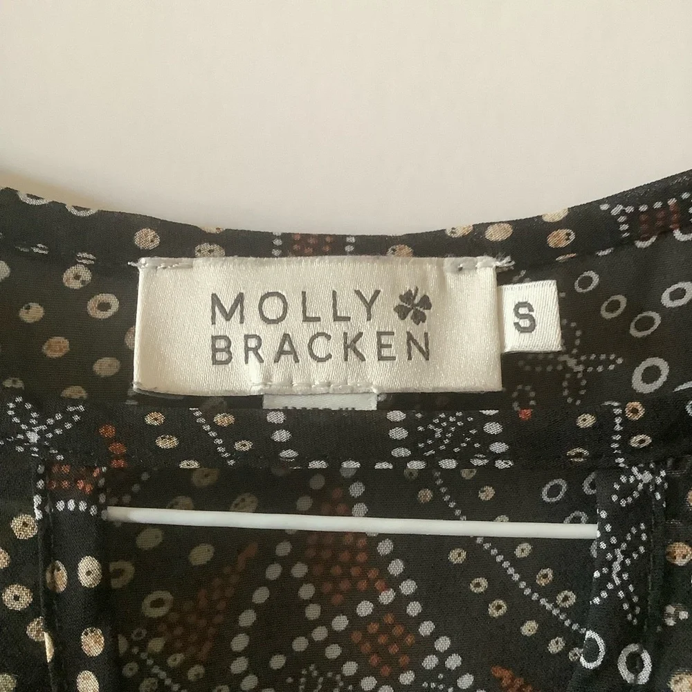 MOLLY BRACKEN WOMENS PAISLEY PRINT RUFFLE BLOUSE/ Size Small - Picture 4 of 8